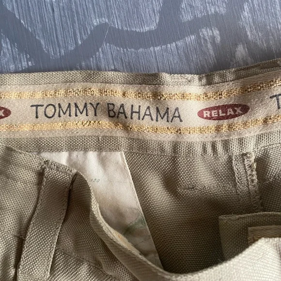 Tommy Bahama tan relax fit 100 % silk shorts size 36 - Picture 3 of 5